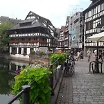 Nocleg ze śniadaniem D'hotes Du Schneeberg Alteckendorf